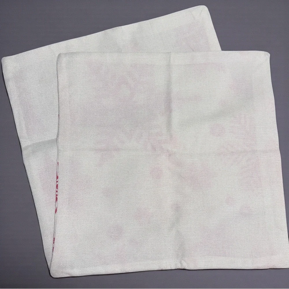 Christmas Pillow Covers 18x18 Set of 2 White Red Snowflake Tree Decor NWOT